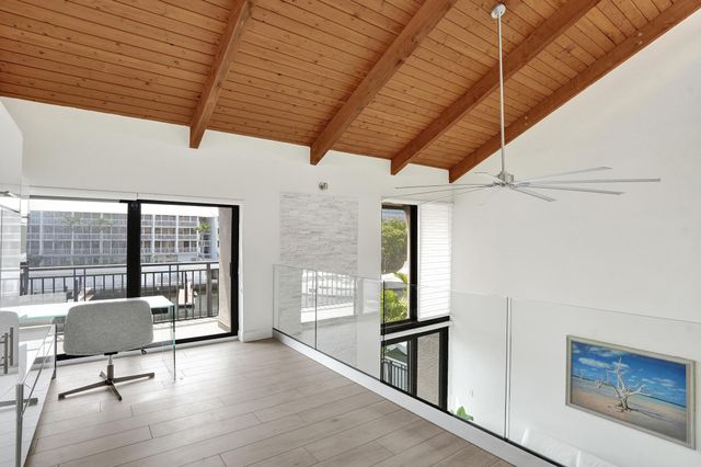 15 Port Side Drive 15, Fort Lauderdale, FL 33316