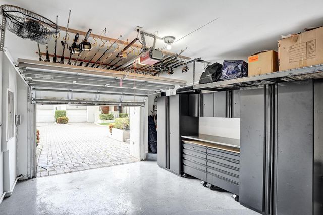 15 Port Side Drive 15, Fort Lauderdale, FL 33316
