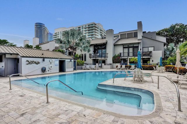 15 Port Side Drive 15, Fort Lauderdale, FL 33316