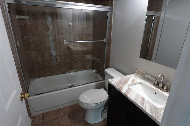 801 NE 46th Street, Kansas City, MO 64116