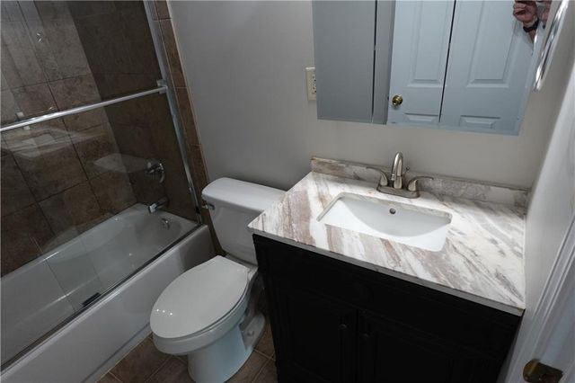 801 NE 46th Street, Kansas City, MO 64116