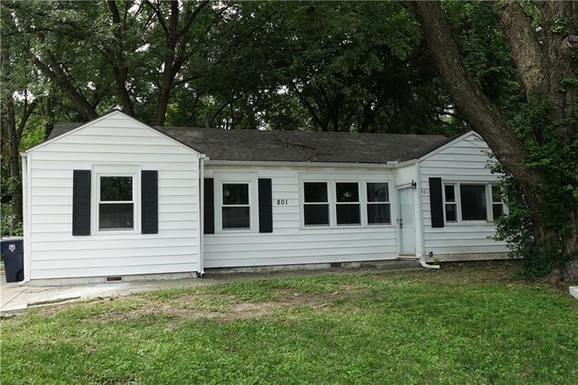 801 NE 46th Street, Kansas City, MO 64116