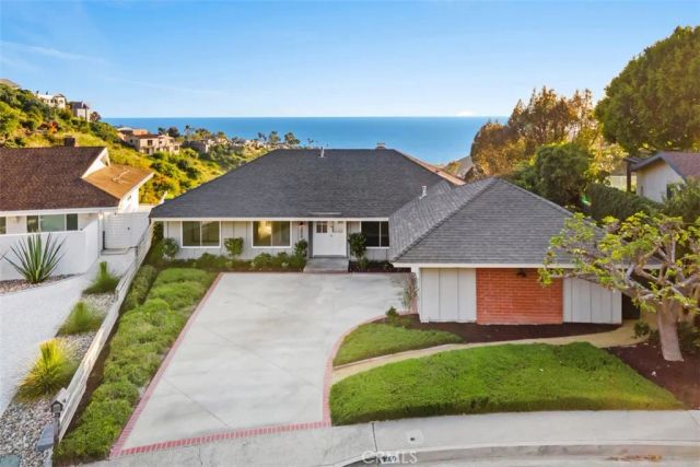 3059 Bern Drive, Laguna Beach, CA 92651