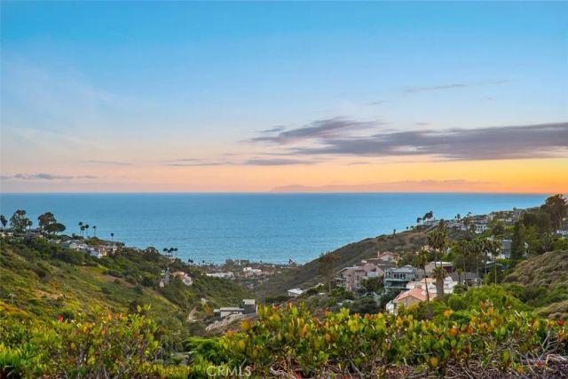 3059 Bern Drive, Laguna Beach, CA 92651