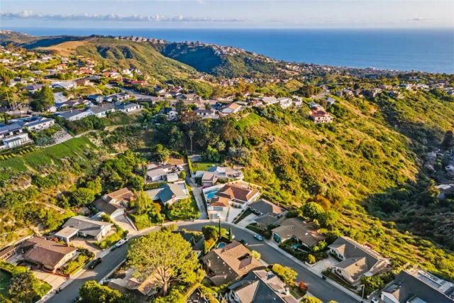3059 Bern Drive, Laguna Beach, CA 92651