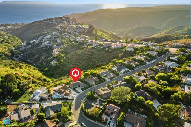 3059 Bern Drive, Laguna Beach, CA 92651