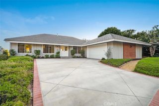 3059 Bern Drive, Laguna Beach, CA 92651