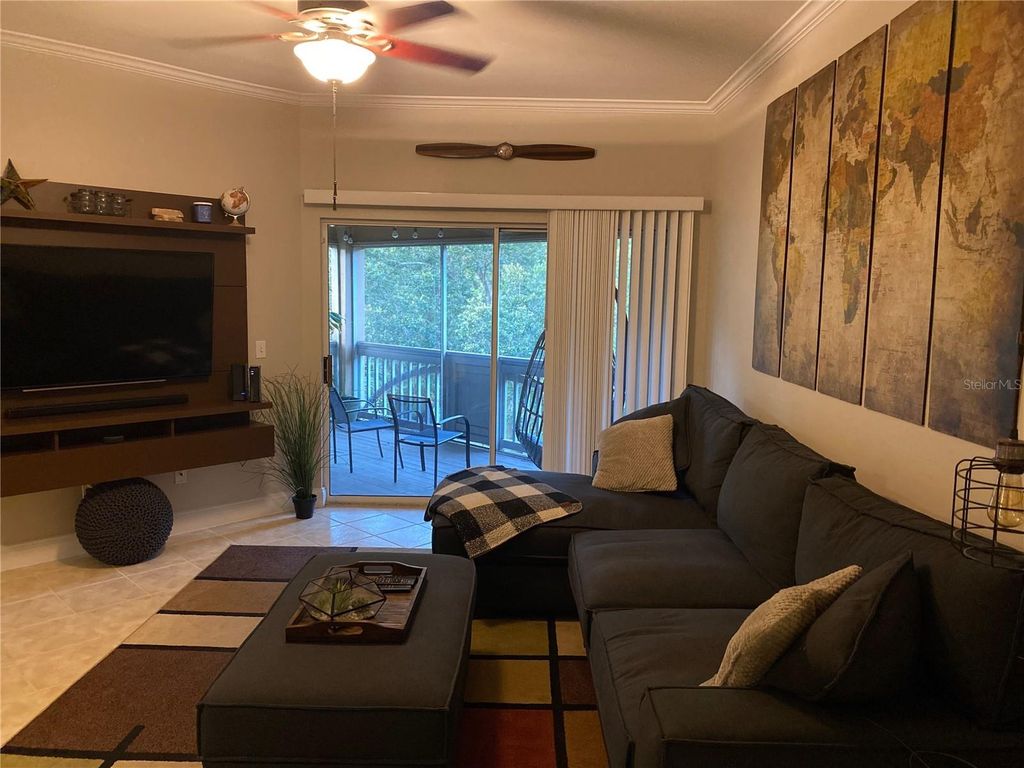 482 N PIN OAK PLACE 304, Longwood, FL 32779