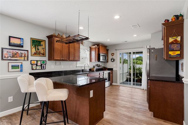 1386 Romany Court, Boiling Springs, SC 29316