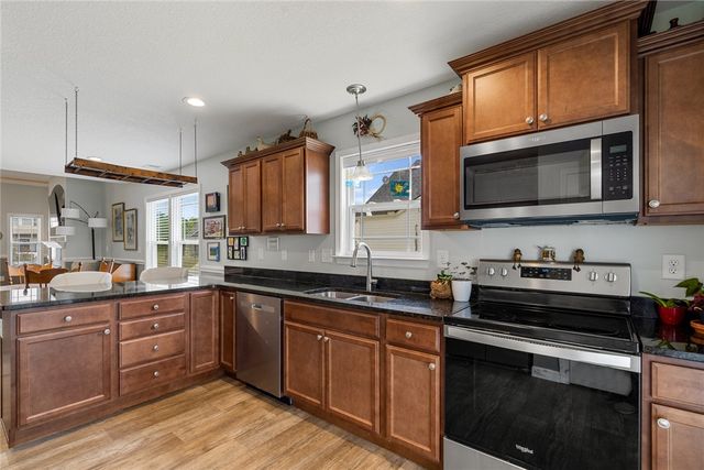 1386 Romany Court, Boiling Springs, SC 29316