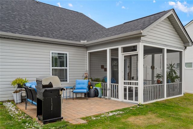 1386 Romany Court, Boiling Springs, SC 29316