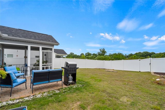 1386 Romany Court, Boiling Springs, SC 29316