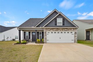 1386 Romany Court, Boiling Springs, SC 29316