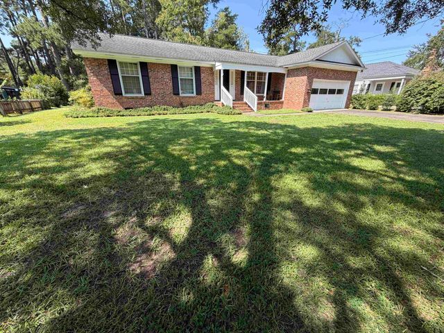1003 Lakeside Dr., Conway, SC 29526