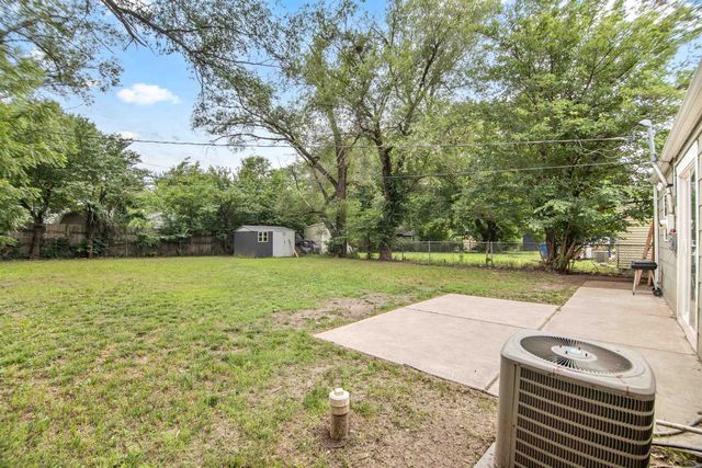 1309 E Charleston Dr, Park City, KS 67219