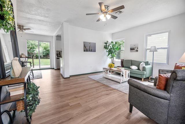 1309 E Charleston Dr, Park City, KS 67219