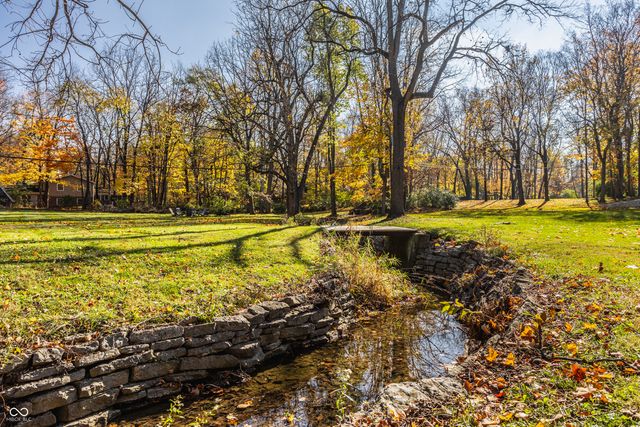 9215 Kerwood Drive, Indianapolis, IN 46240