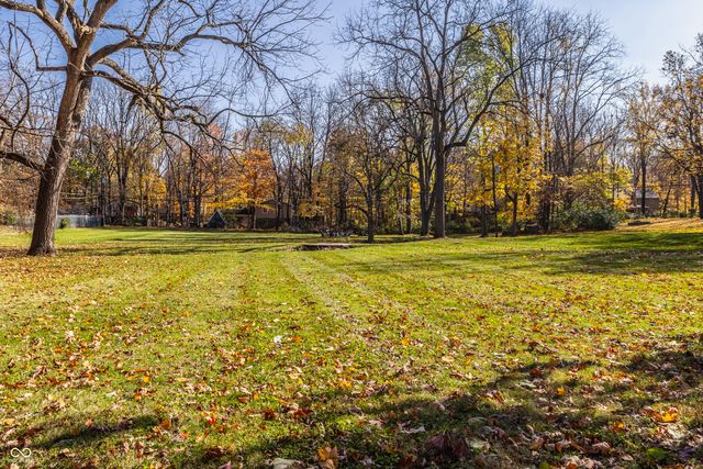 9215 Kerwood Drive, Indianapolis, IN 46240