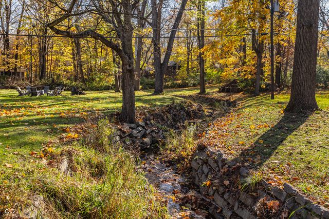 9215 Kerwood Drive, Indianapolis, IN 46240