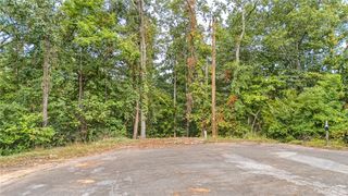 Lonsdale Drive, Bella Vista, AR 72715