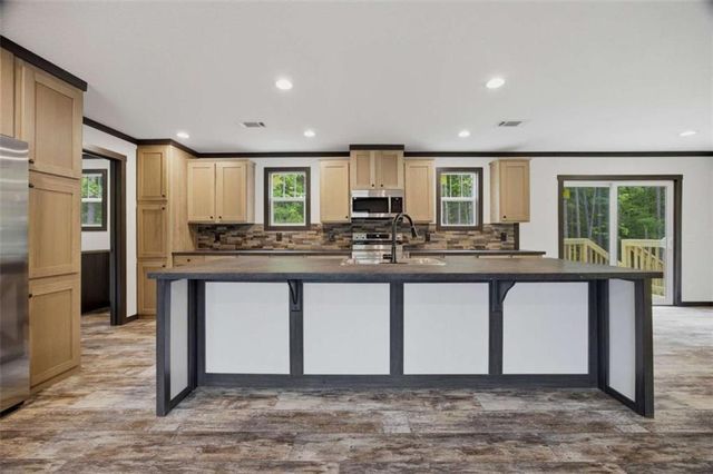 106 Thomas Drive, Eatonton, GA 31024