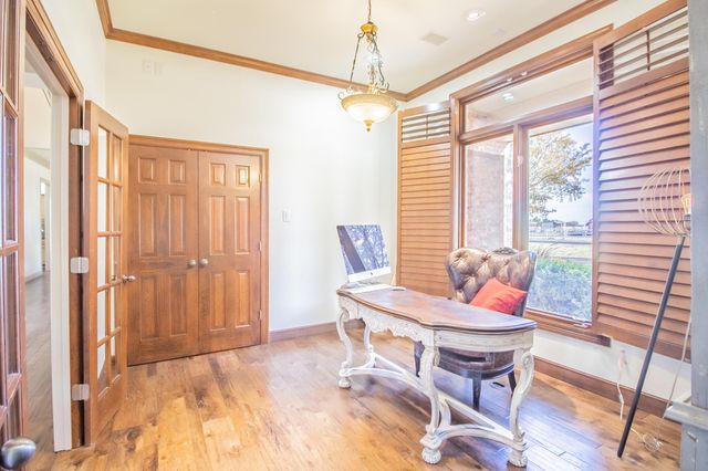 5204 County Rd 1440, Lubbock, TX 79407