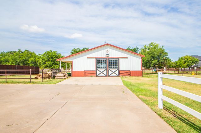5204 County Rd 1440, Lubbock, TX 79407