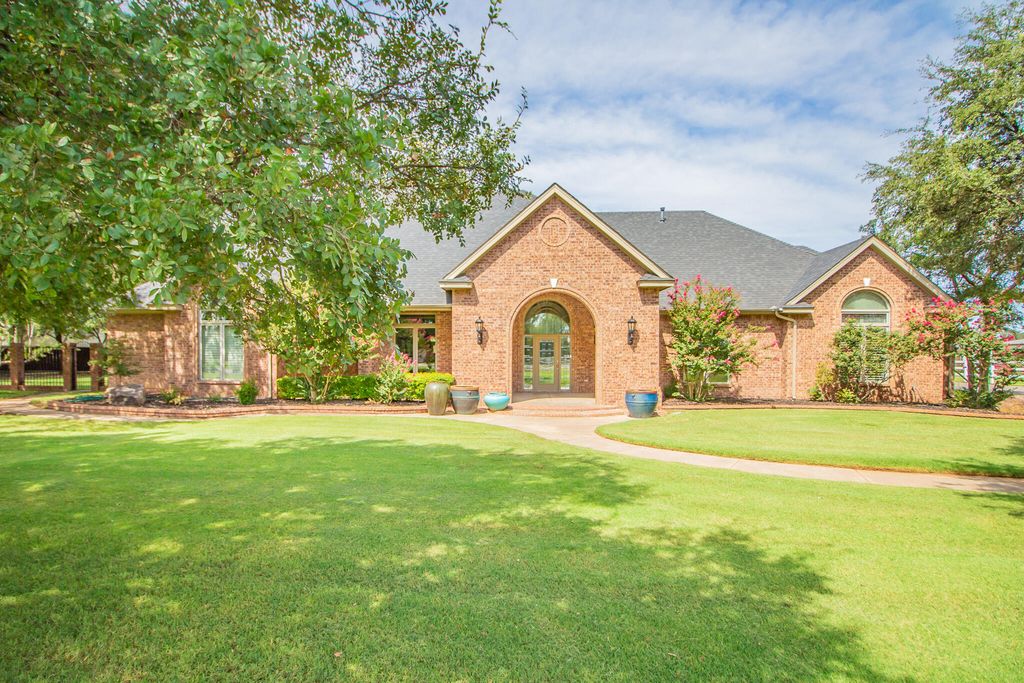 5204 County Rd 1440, Lubbock, TX 79407