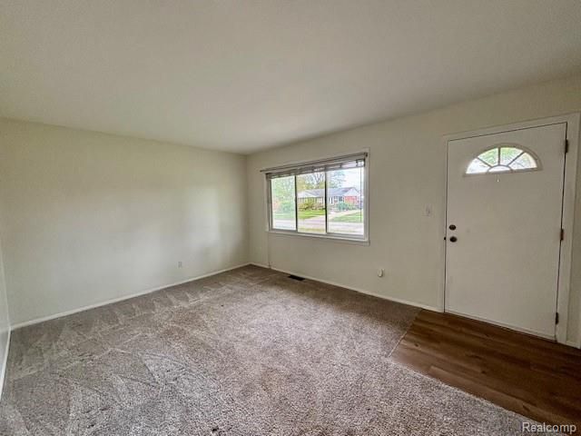 35752 Florane Street, Westland, MI 48186