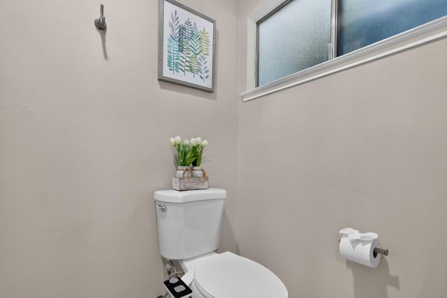 4864 Papaya Dr, Fair Oaks, CA 95628