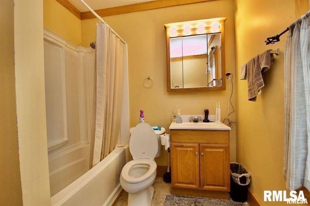 1210 W MCCLURE Avenue, Peoria, IL 61604