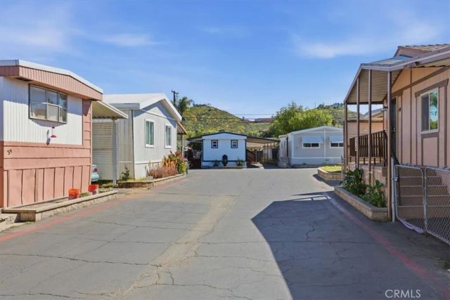 751 E Bradley 25, El Cajon, CA 92021