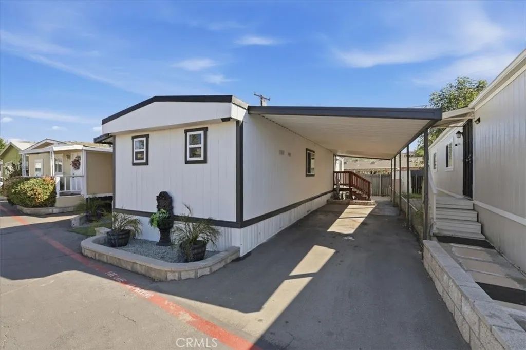 751 E Bradley 25, El Cajon, CA 92021