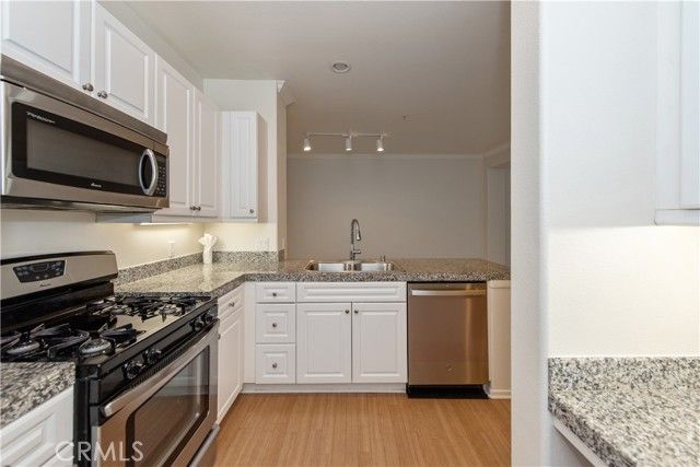 3239 Watermarke Place, Irvine, CA 92612