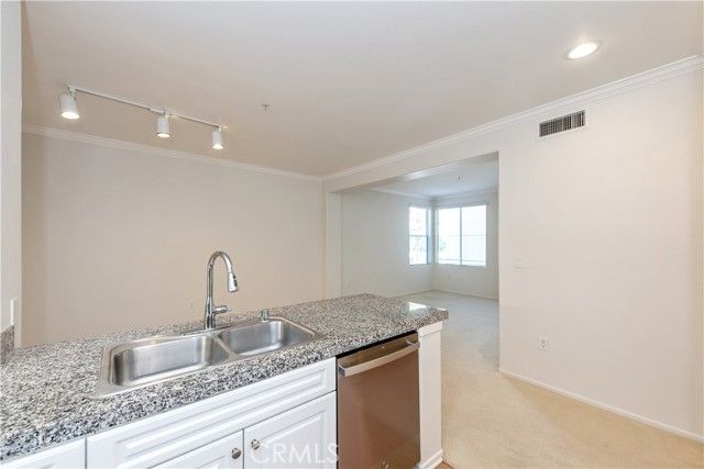 3239 Watermarke Place, Irvine, CA 92612