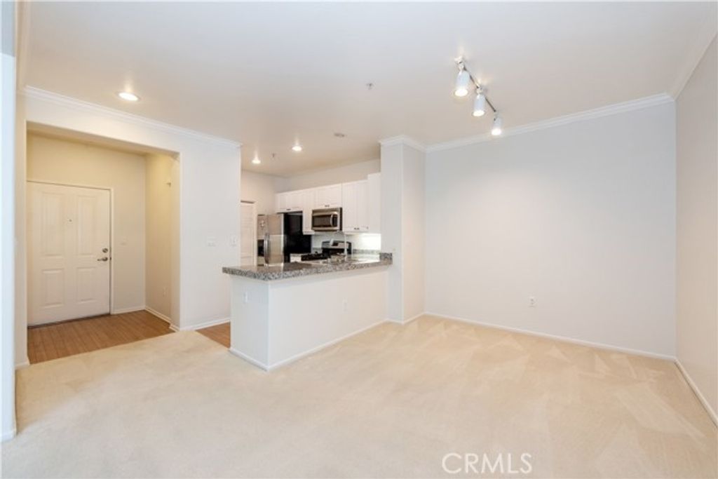 3239 Watermarke Place, Irvine, CA 92612