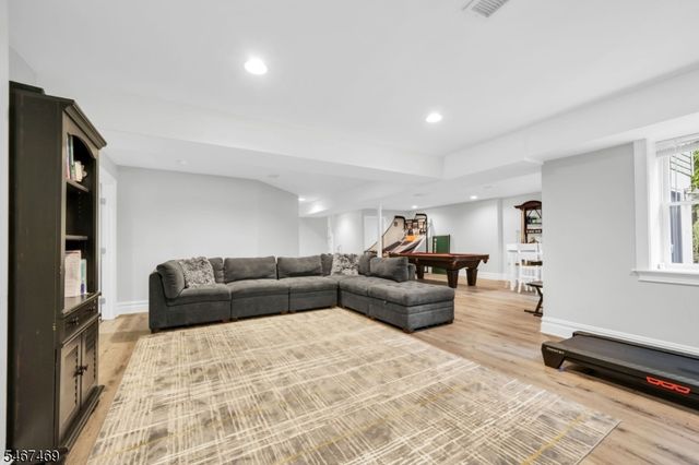 172 Pine Brook Rd, Montville Twp., NJ 07045