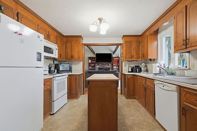 125 Sullivan Road, Yarmouth, MA 02673