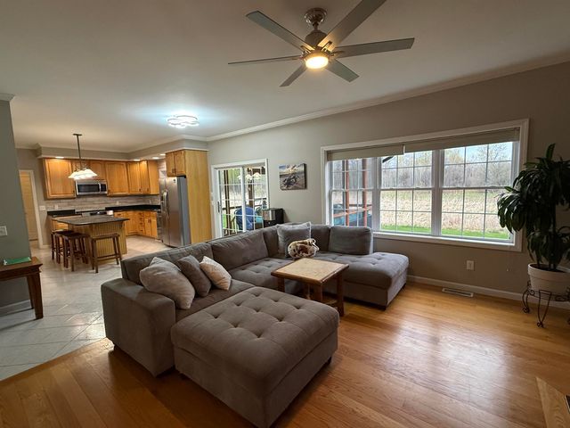 480 Wildflower Circle, Williston, VT 05495
