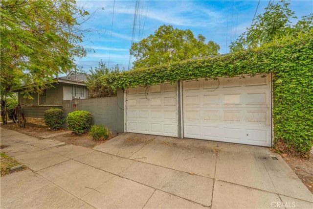 4900 Dockweiler St, Los Angeles, CA 90019