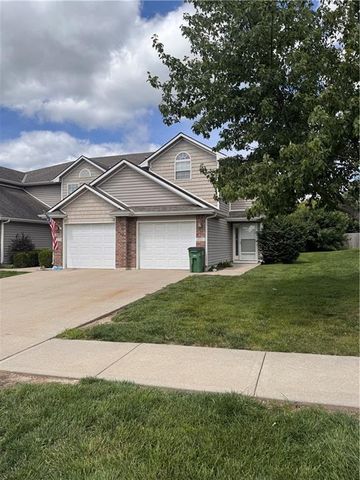 9021 Gala Drive, Lee's Summit, MO 64064