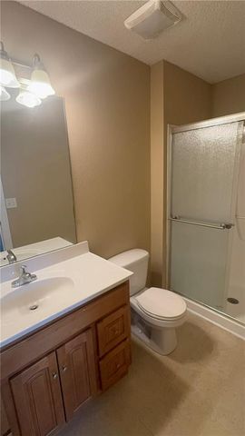 9021 Gala Drive, Lee's Summit, MO 64064