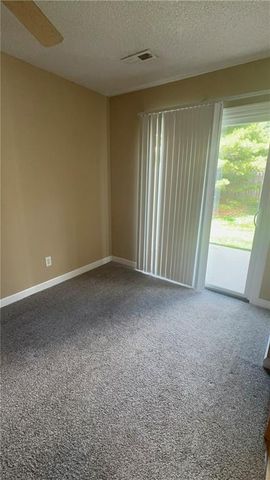 9021 Gala Drive, Lee's Summit, MO 64064