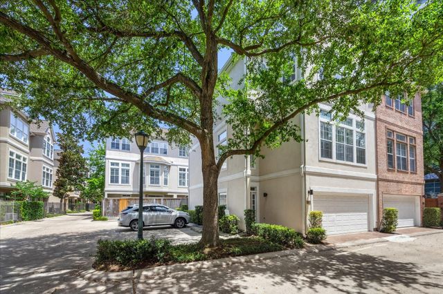 2246 Bancroft Street, Houston, TX 77027