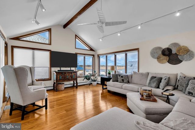 1205 NIIHAU DR, Forked River, NJ 08731