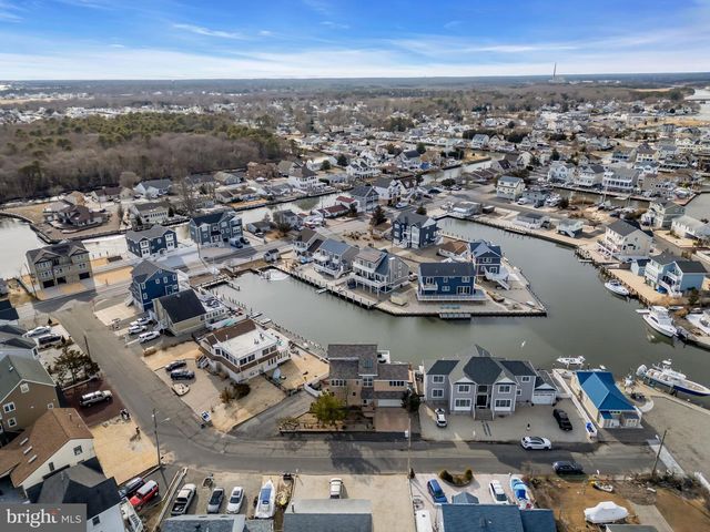 1205 NIIHAU DR, Forked River, NJ 08731