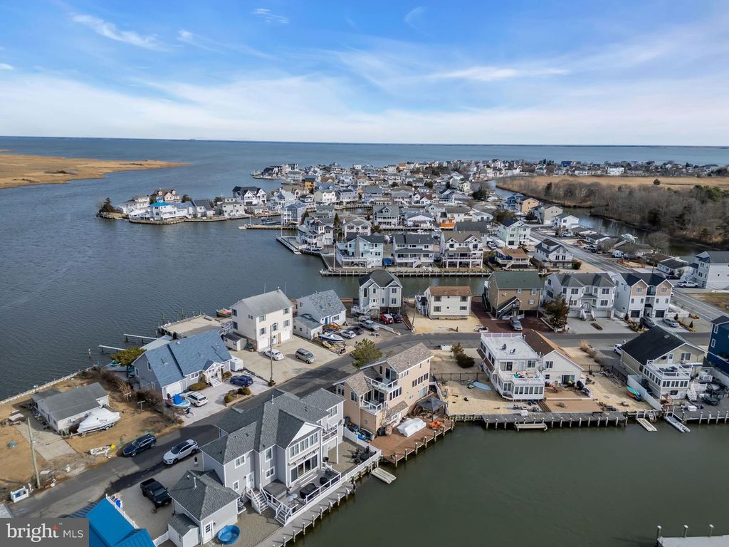 1205 NIIHAU DR, Forked River, NJ 08731