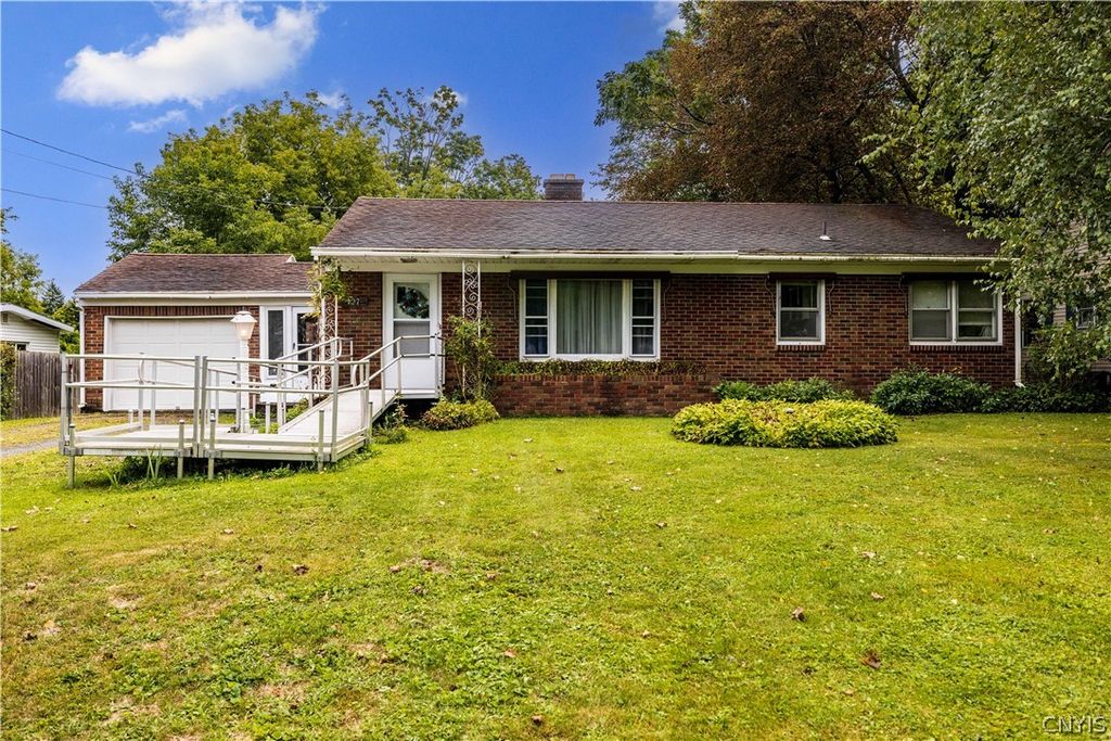 107 Mott Road, Manlius, NY 13066