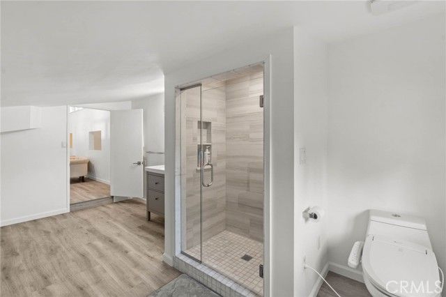 5907 Oakdale Avenue, Woodland Hills (los Angeles), CA 91367