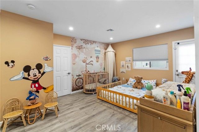 5907 Oakdale Avenue, Woodland Hills (los Angeles), CA 91367